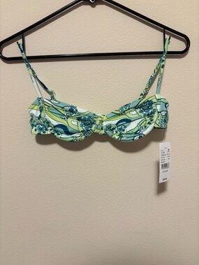 La Hearts Green & Blue Printed Underwire Bikini Top
